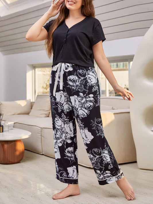 Women's Plus Size V Neck Short Sleeve T-Shirt And Floral Trousers Loungewear Set