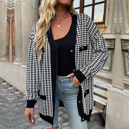 Women's Mid Length Dogtooth Button Front Cardigan